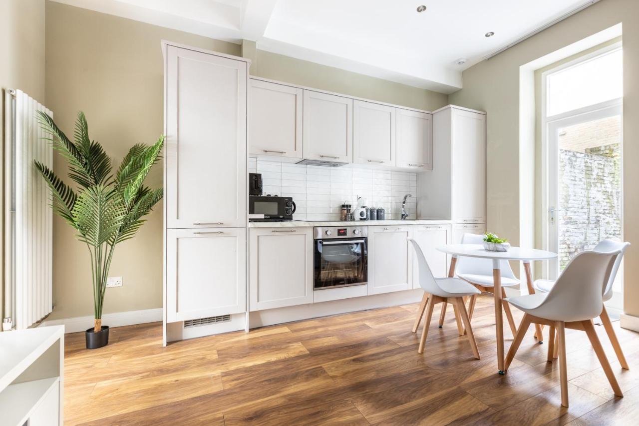 Ferienwohnung Modern 2Bd Flat In Camden Town London Exterior foto